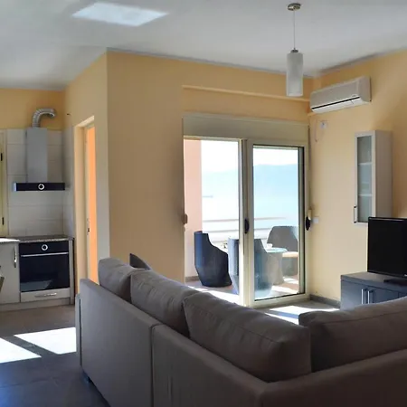 Holiday For Rent - 086 *